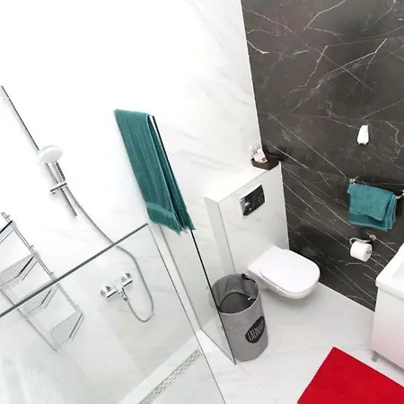 Old Town Luxe Living